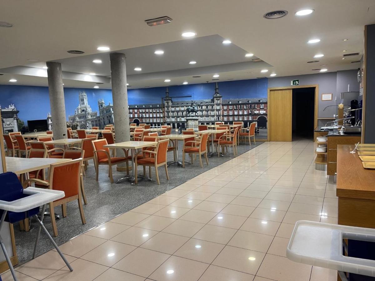 Holiday Inn Express San Sebastian De Los Reyes, An Ihg Hotel Εξωτερικό φωτογραφία