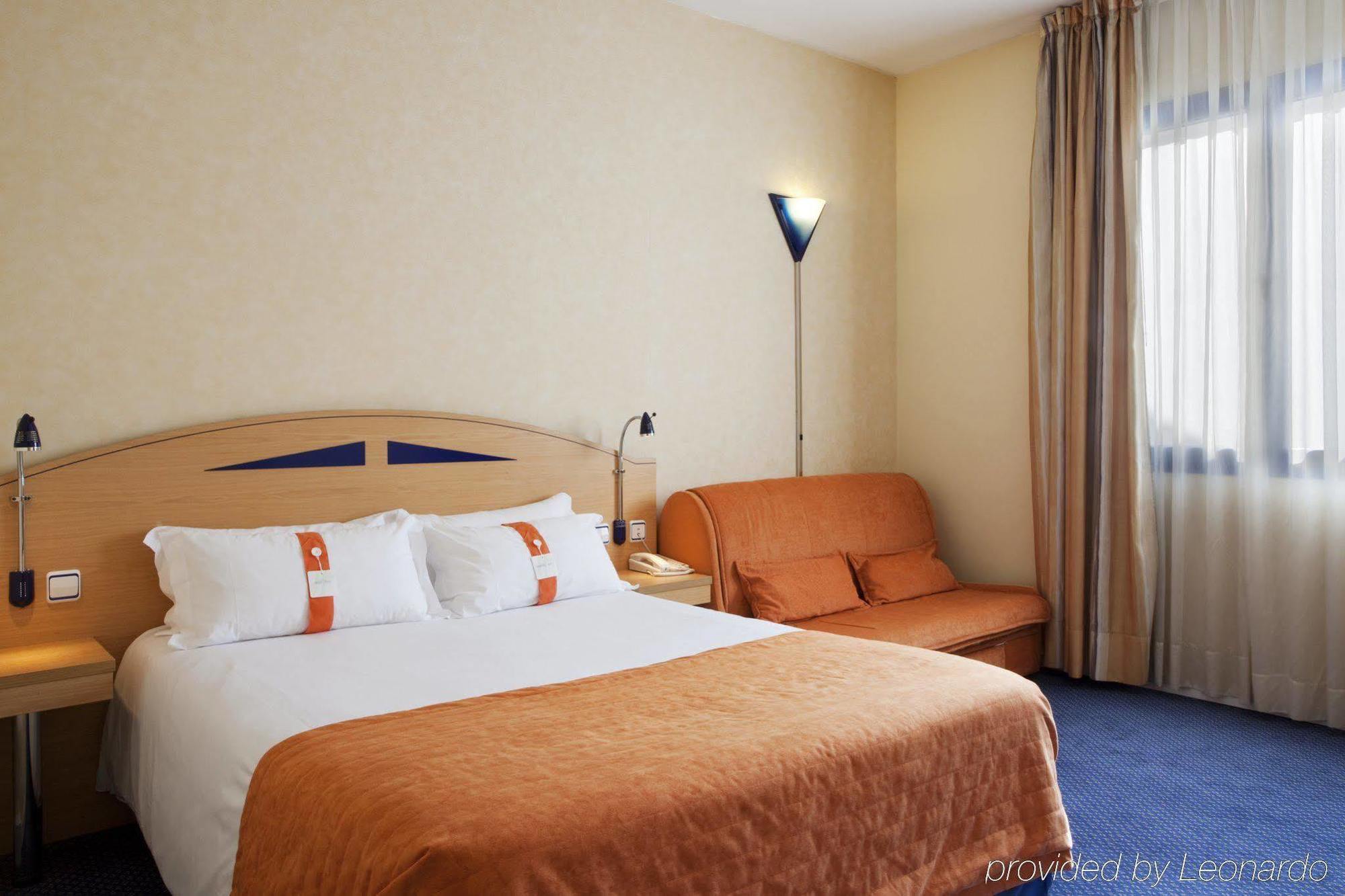 Holiday Inn Express San Sebastian De Los Reyes, An Ihg Hotel Δωμάτιο φωτογραφία